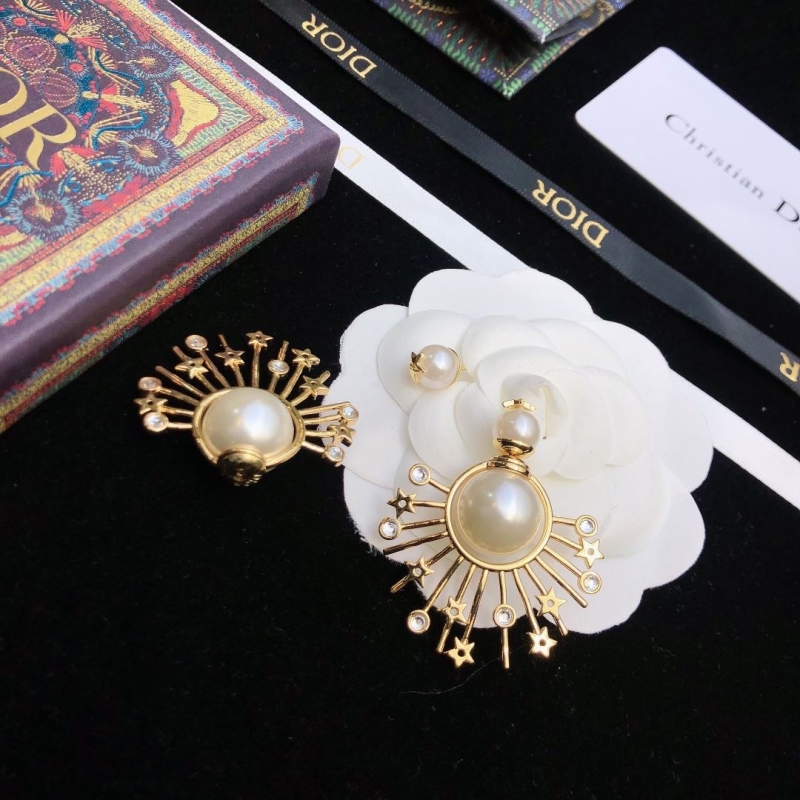 chr1st1an D10r earrings